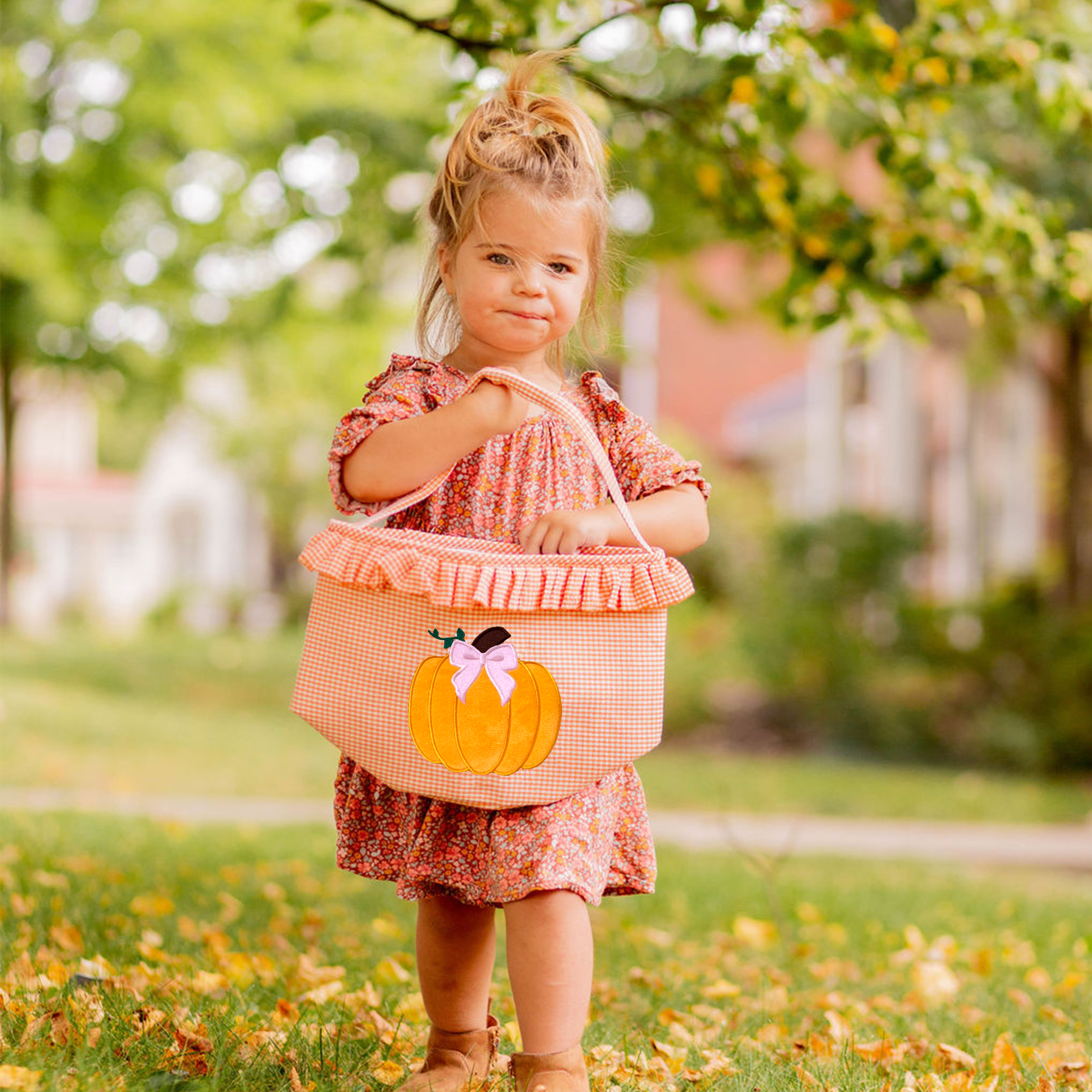Halloween Ruffled Pumpkin Tote