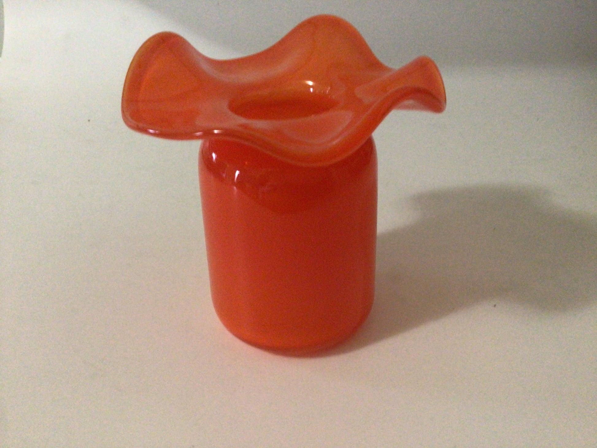 Ruffle Bud vase