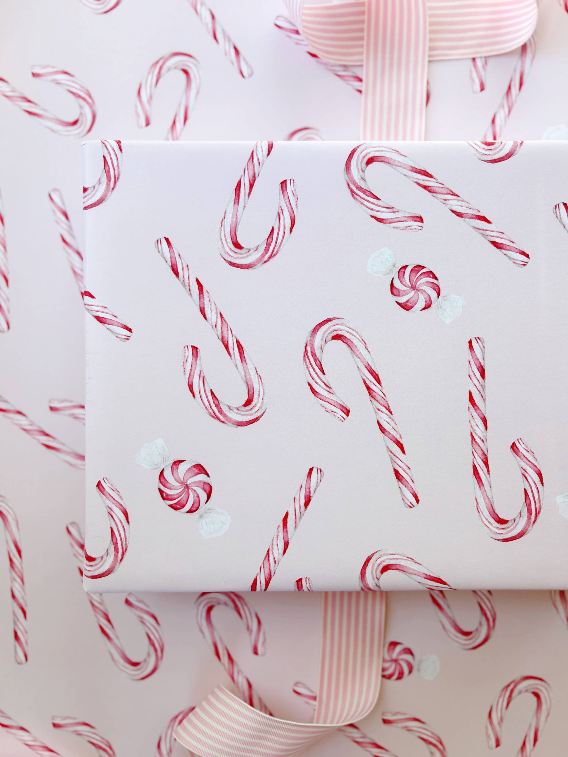 Holiday Candy Cane Gift Wrap - 5 Sheets/Roll