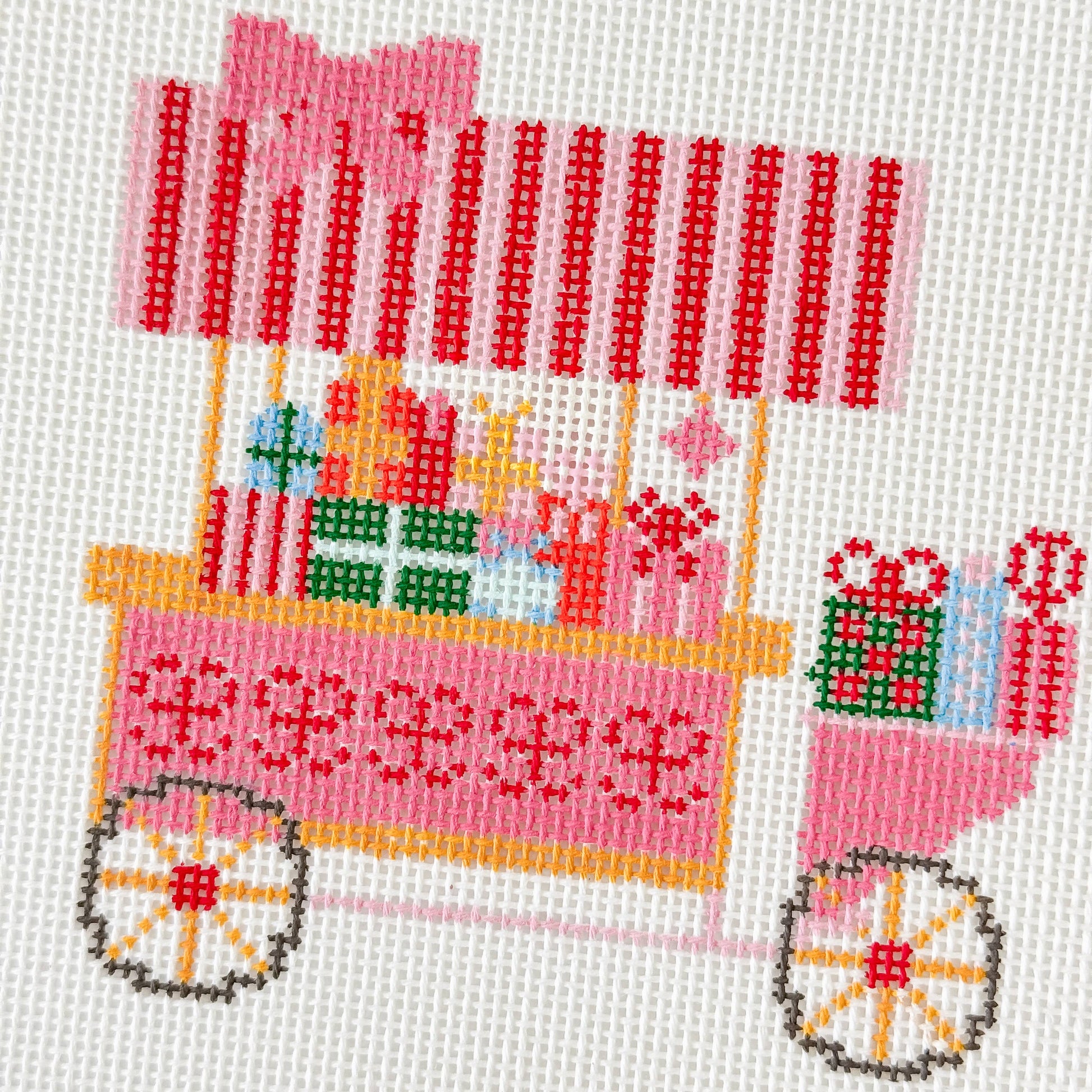 Christmas Trolley Cart Needlepoint Canvas 18 Mesh 4” Design
