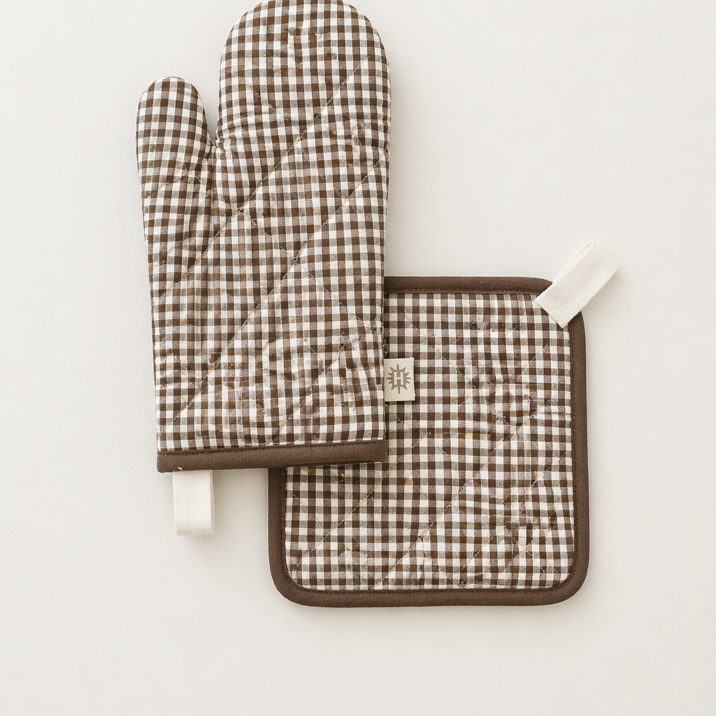Oven Mitt + Potholder - Quilted Linen Set Brown Mini Gingham