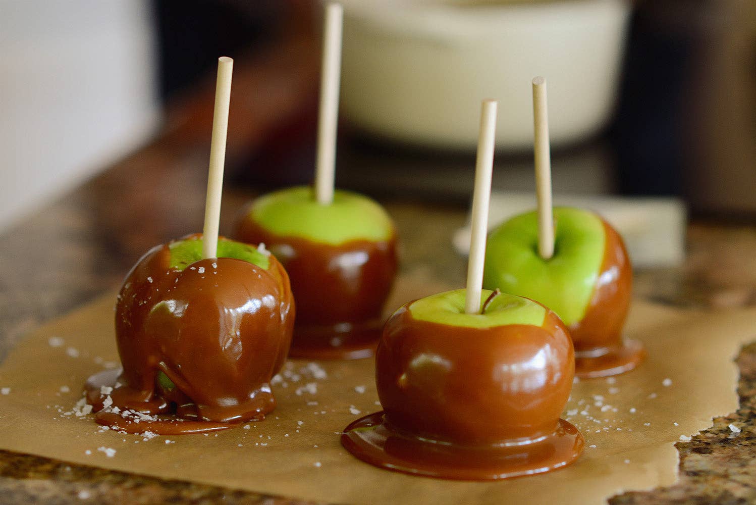 1 LB Apple Kit