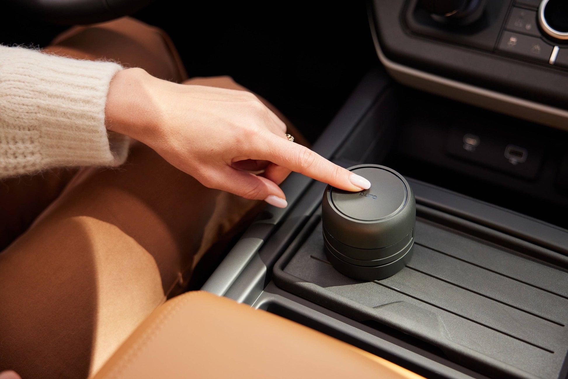 Pura Car™ Smart Fragrance Diffuser