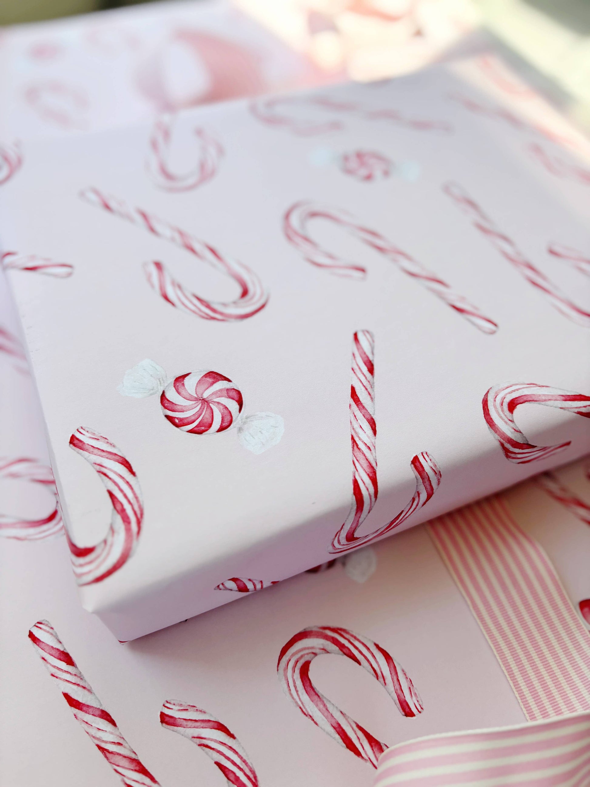 Holiday Candy Cane Gift Wrap - 5 Sheets/Roll