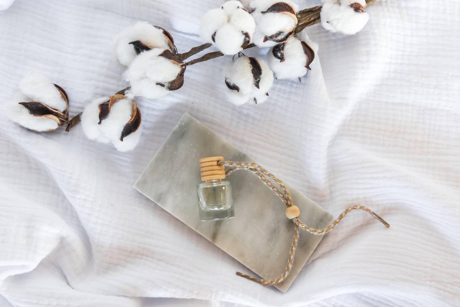 Fresh Linen: Car Diffuser