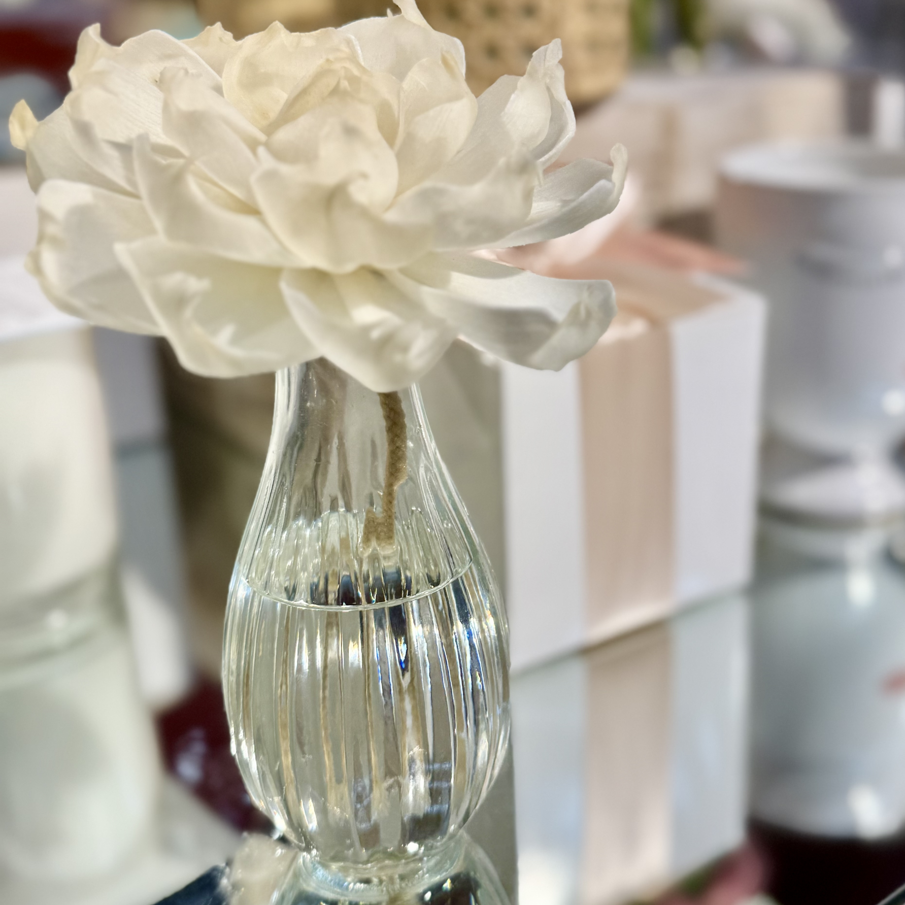 B’s Knees Large Blossom Diffuser Clear, Fresh Bamboo Scent