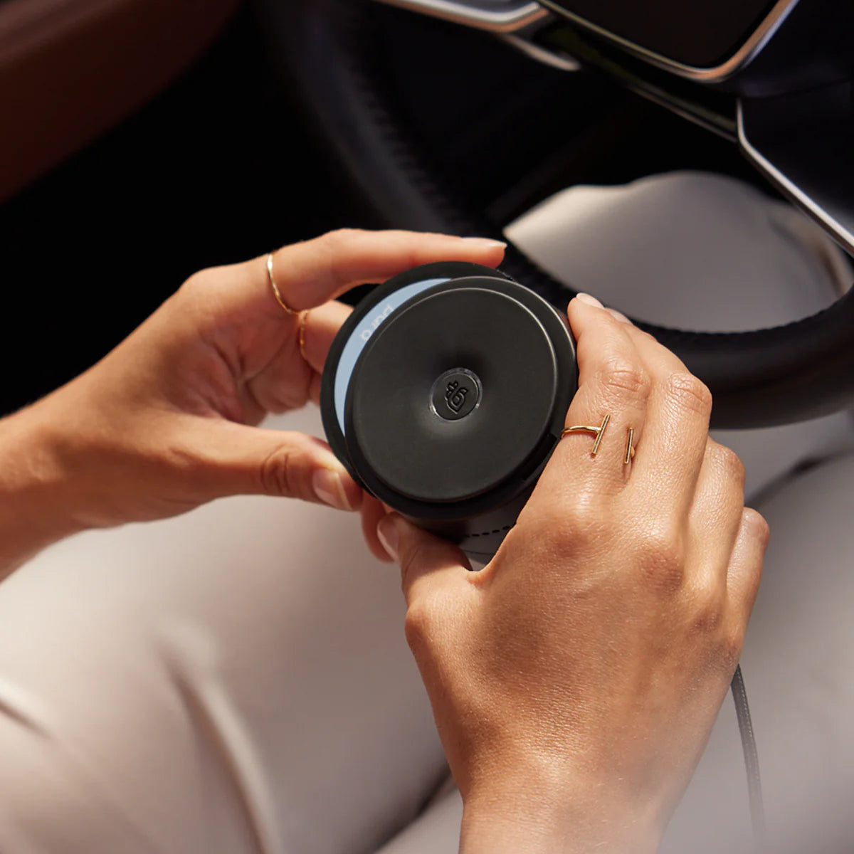 Pura Car 2.0, Smart Fragrance Diffuser