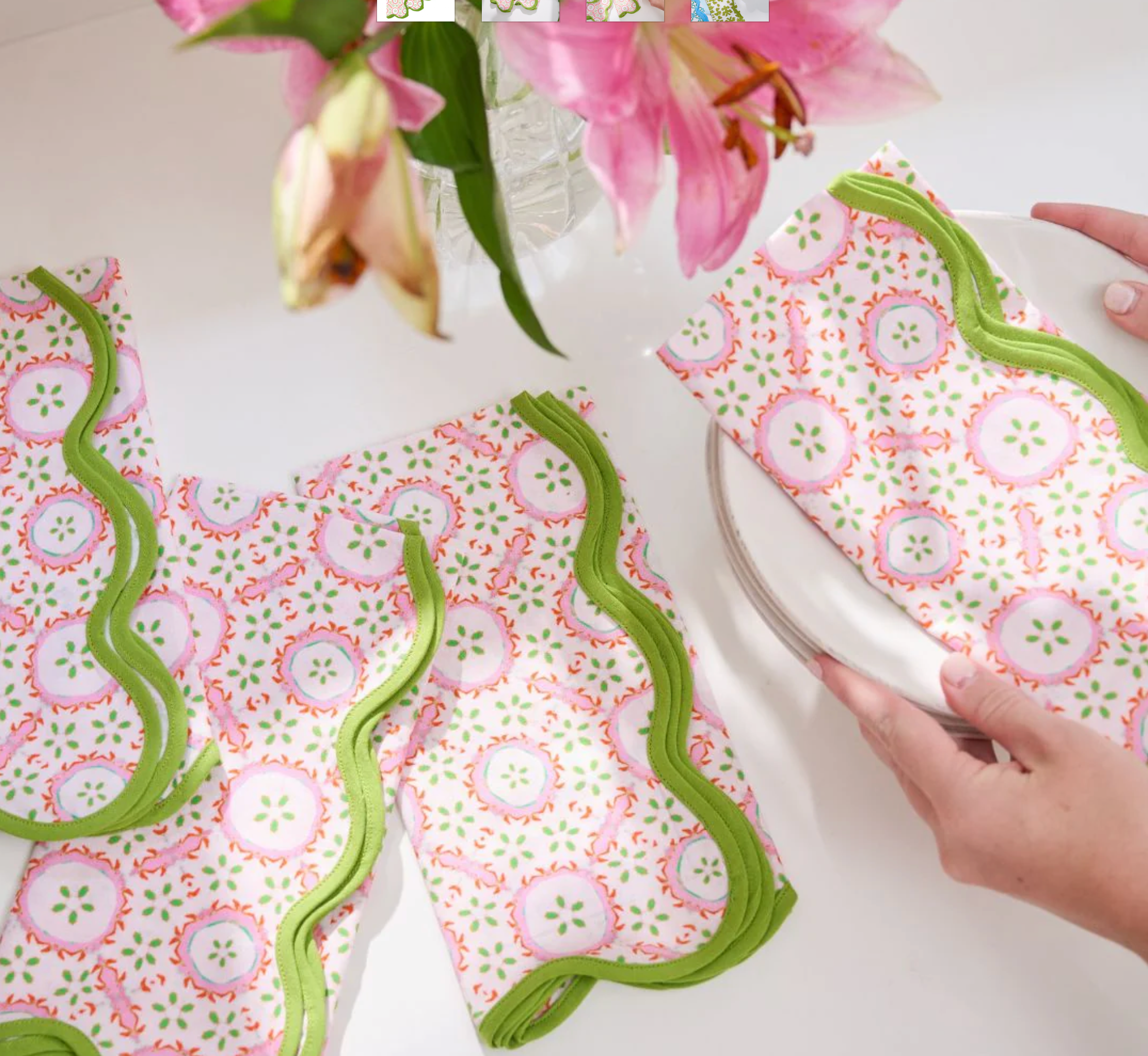 Rosie Scalloped Dinner Napkins