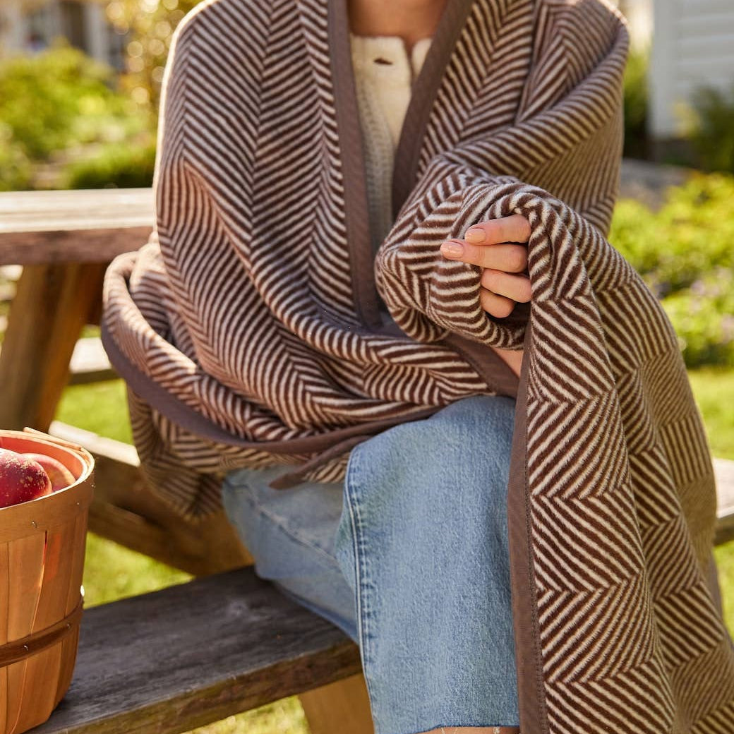 Harborview Herringbone Chocolate Blanket