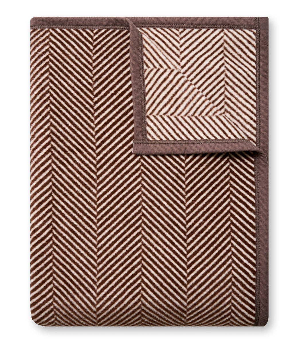 Harborview Herringbone Chocolate Blanket