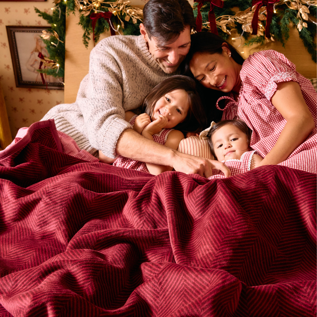 Harborview Herringbone Cranberry Blanket